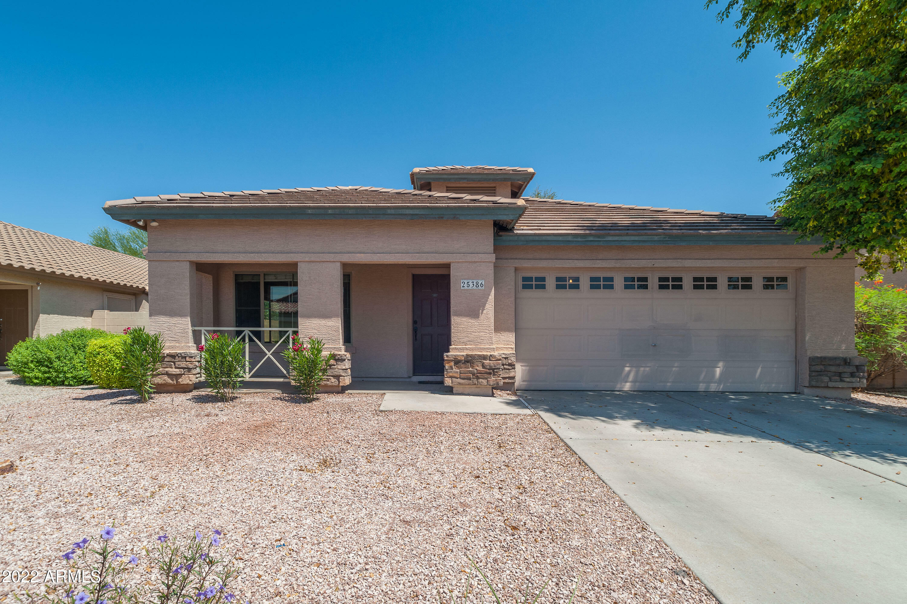 Property Photo:  25386 W Darrel Drive  AZ 85326 