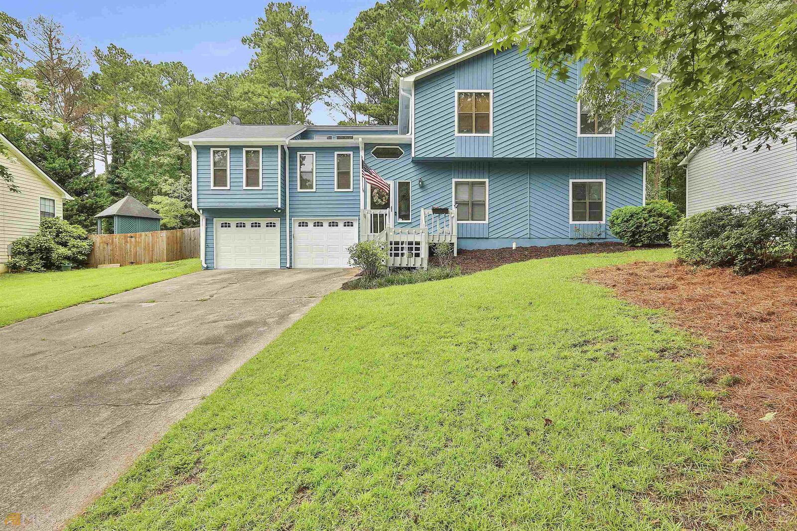 Property Photo: 4809 Burlington Court NW GA 30102