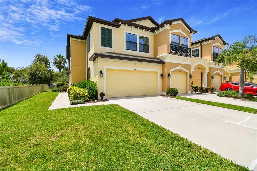 Property Photo:  11502 Crowned Sparrow Lane  FL 33626 