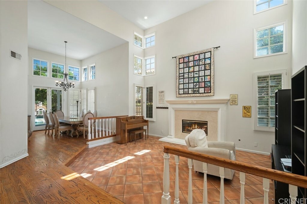 Property Photo: 3637 Avenida Cumbre CA 91302