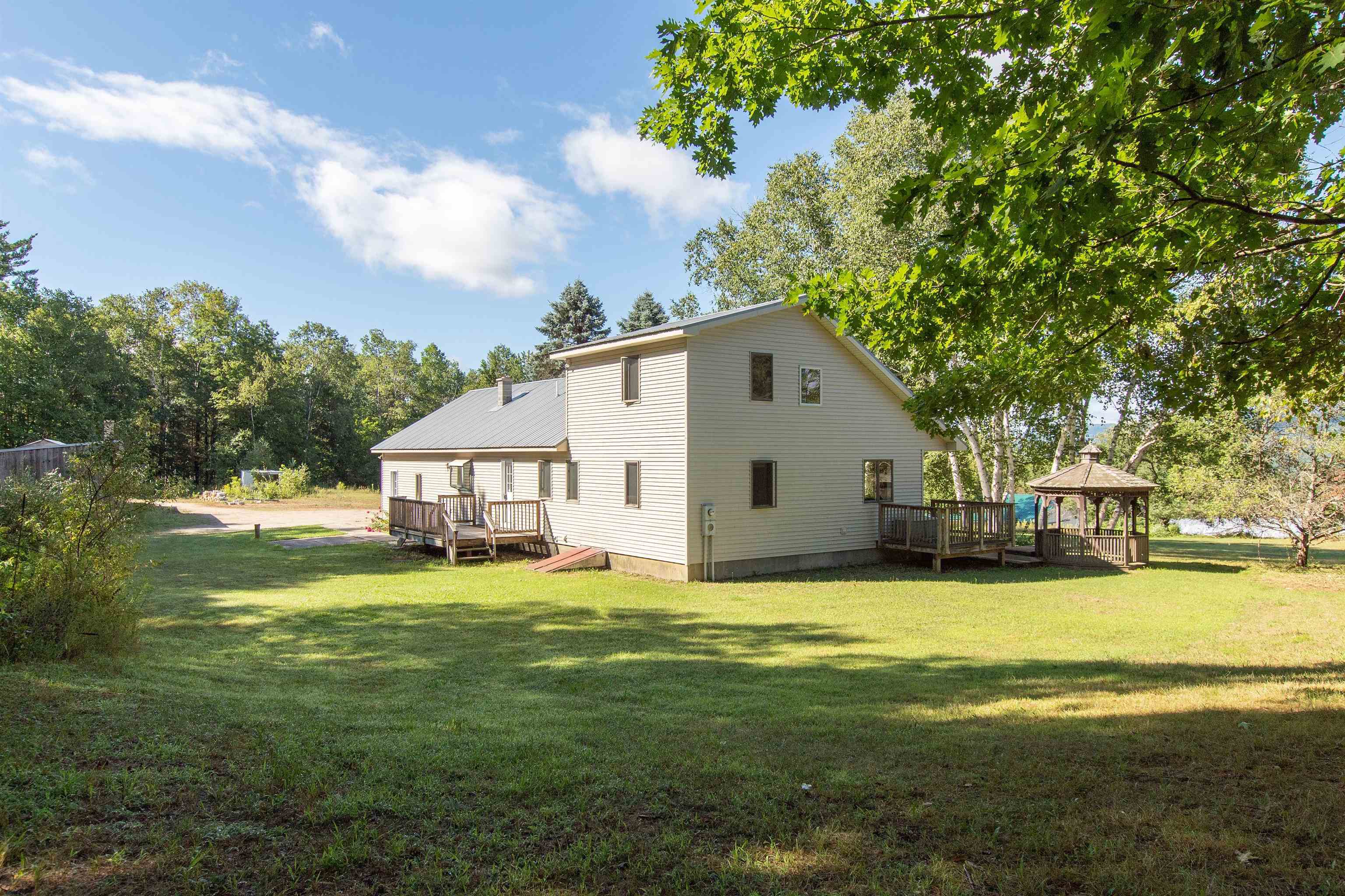 Property Photo:  2216 E Clarendon Road  VT 05759 