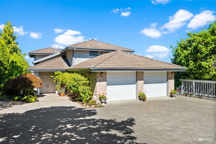 4426  Paradise Avenue W  University Place WA 98466 photo