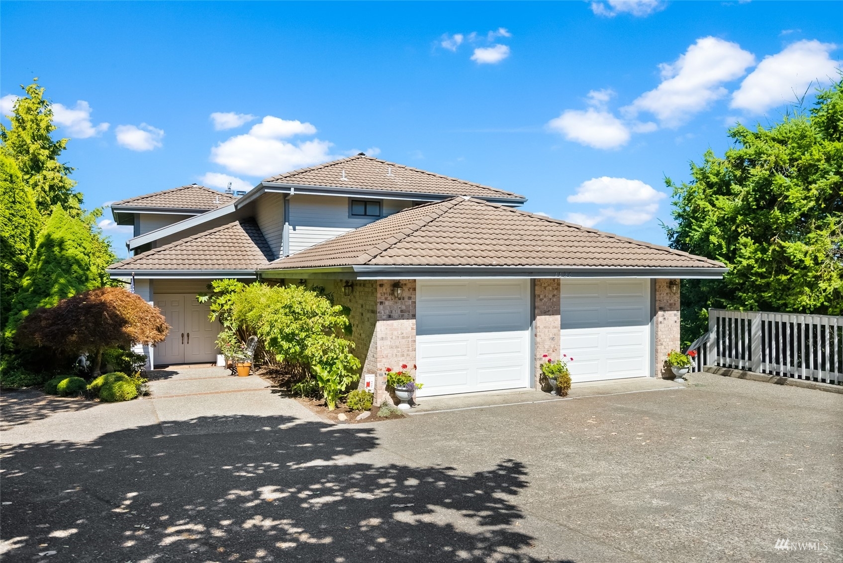 Property Photo: 4426 Paradise Avenue W WA 98466