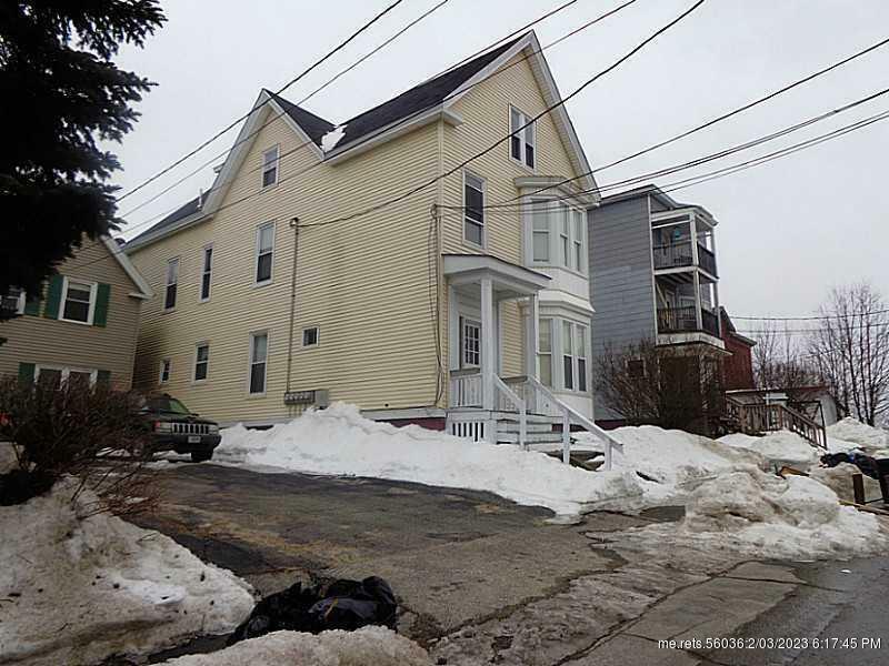 Property Photo:  28 Horton Street  ME 04240 