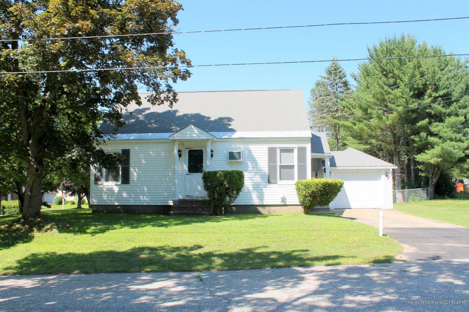 Property Photo: 17 Hall Street ME 04240