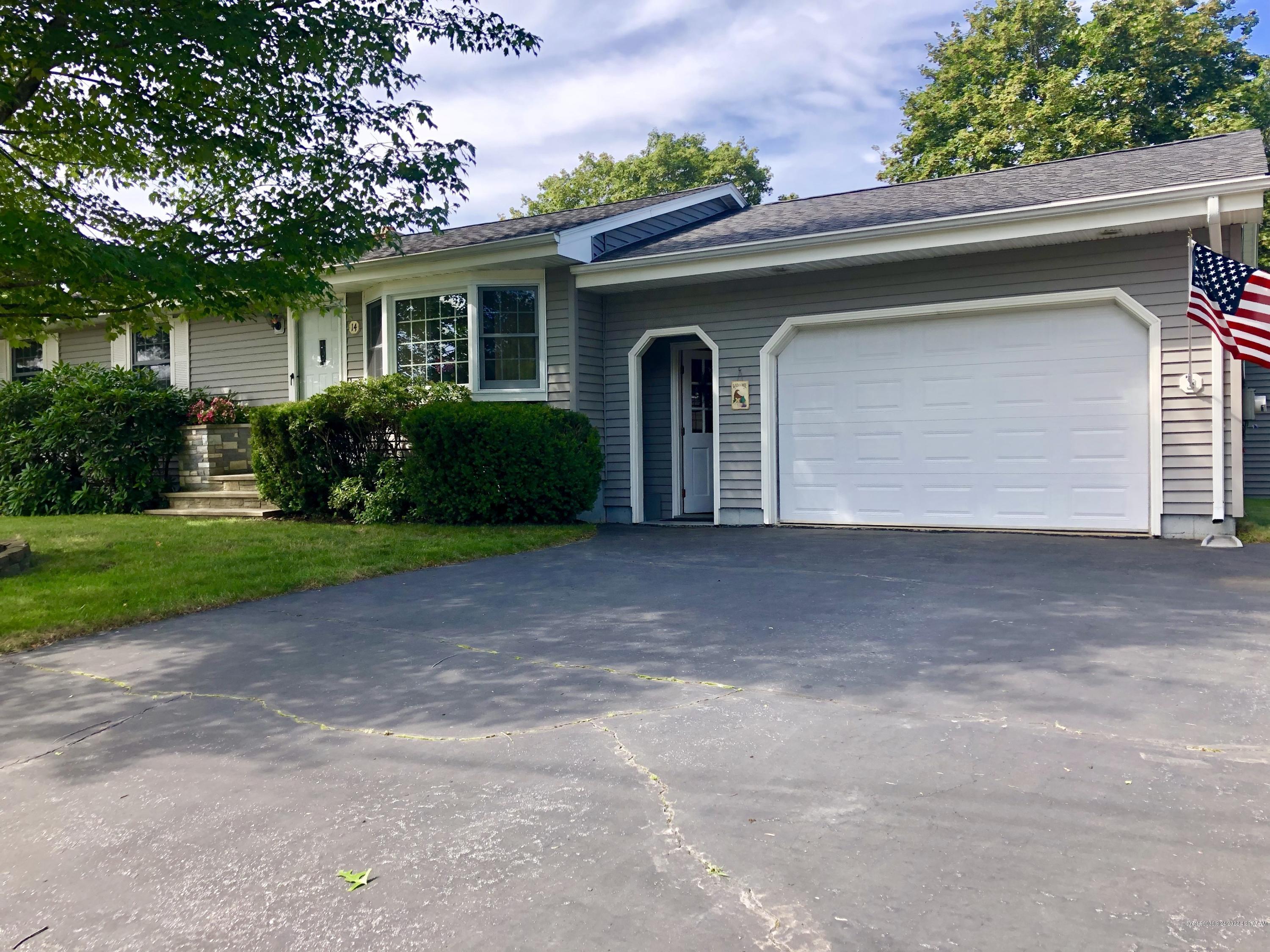 Property Photo: 14 Swale Lane ME 04240
