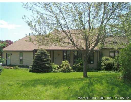 Property Photo:  5 Fairview Avenue  ME 04210 