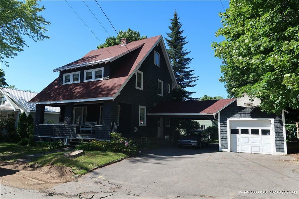 Property Photo: 18 Fowler Street ME 04330