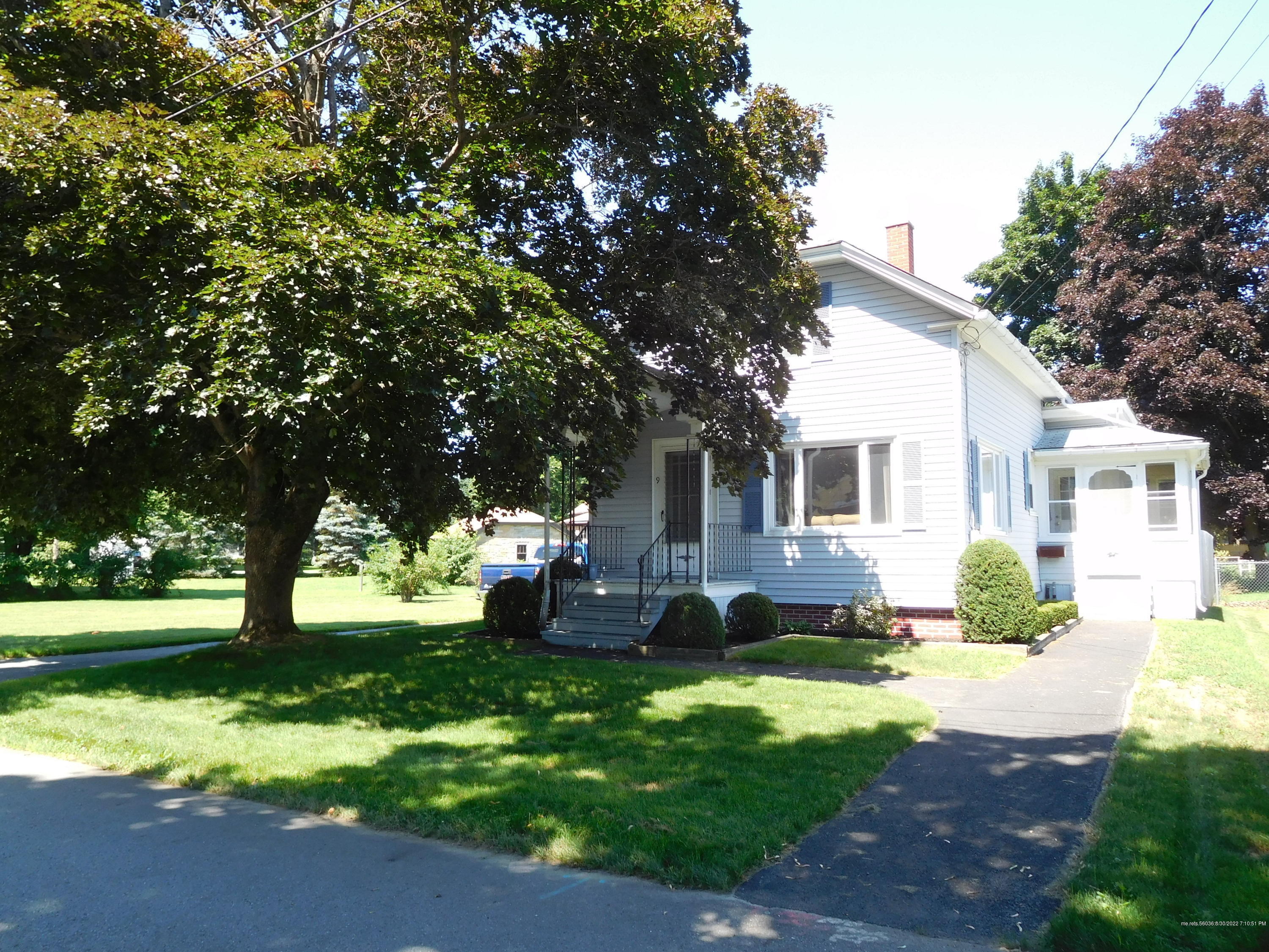 Property Photo: 9 Hutchinson Street ME 04240