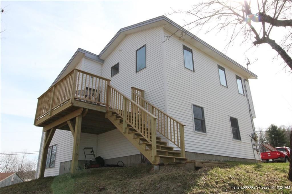 Property Photo:  215 East Road  ME 04280 