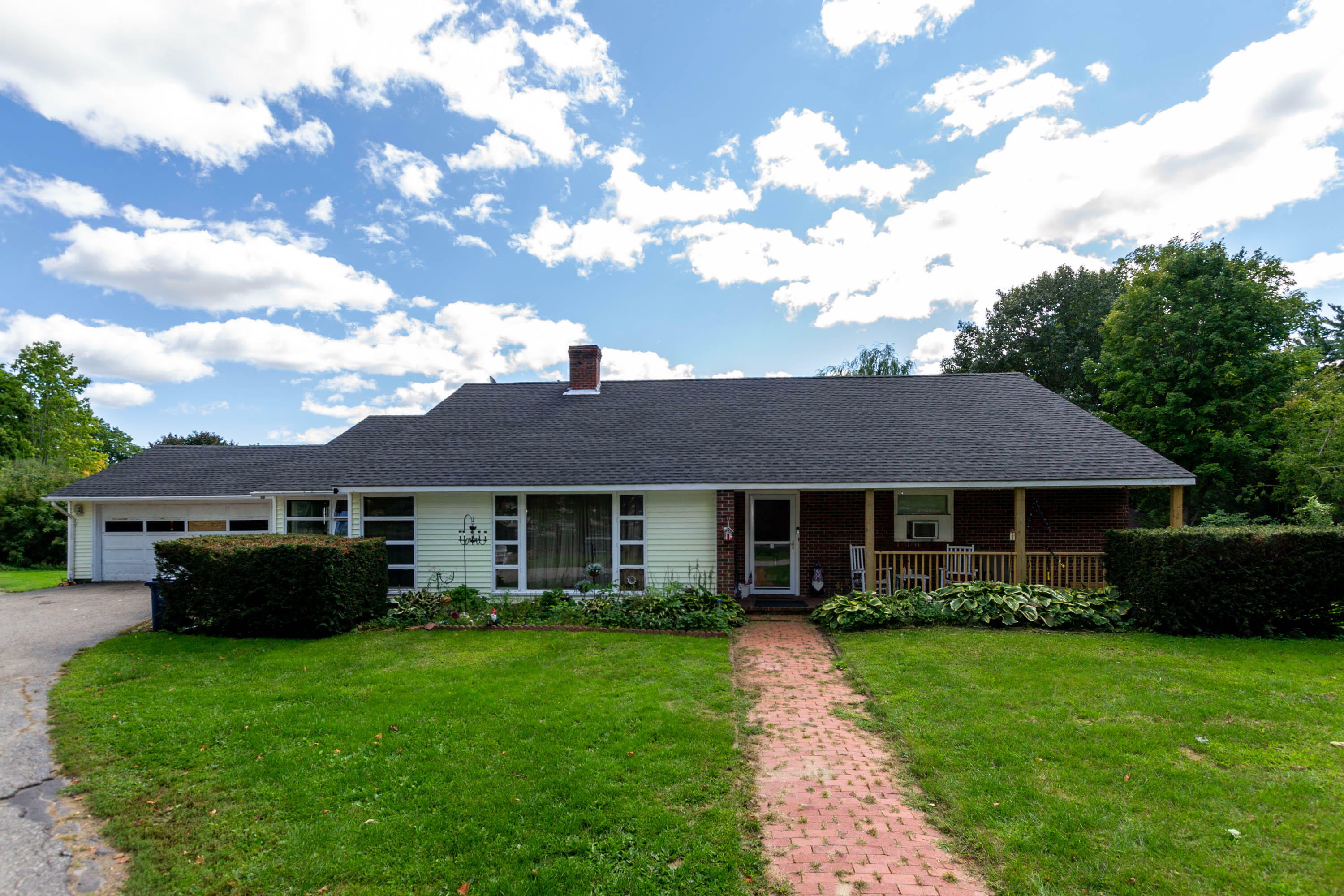 Property Photo: 195 North Street ME 04072