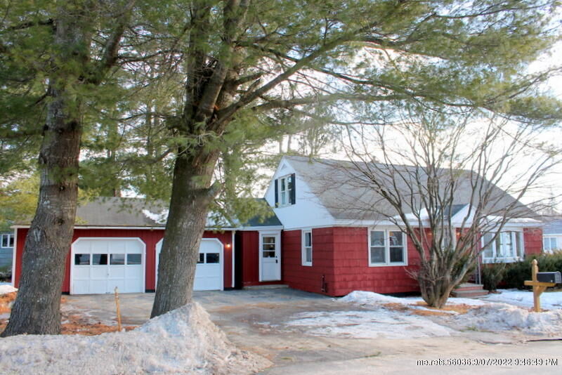 Property Photo: 1 Sherbrooke Avenue ME 04240