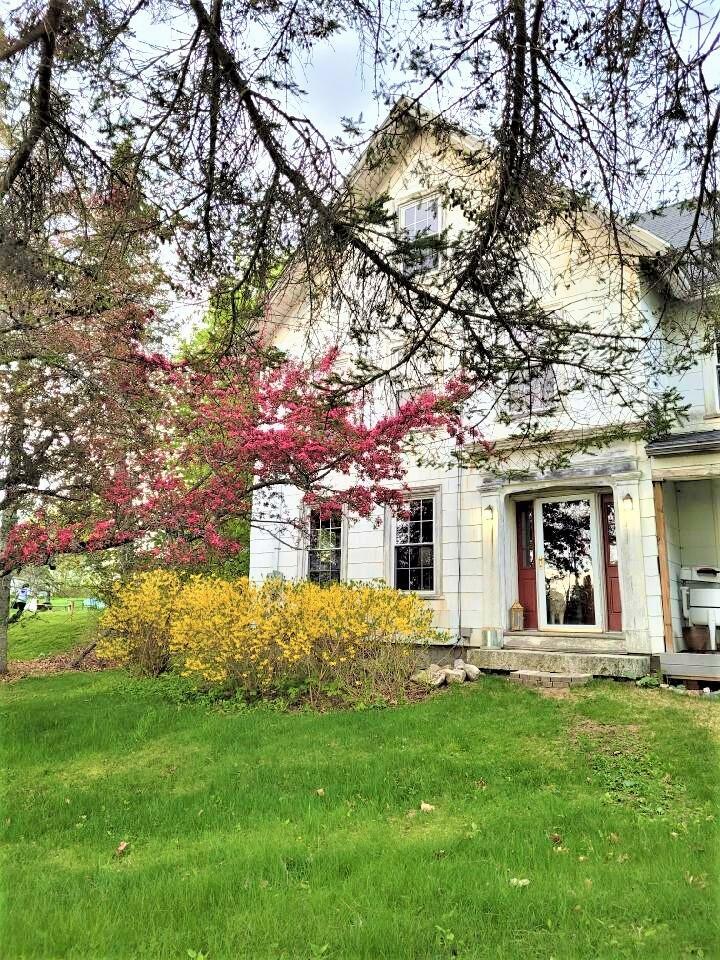 Property Photo: 92 N Auburn Road ME 04210