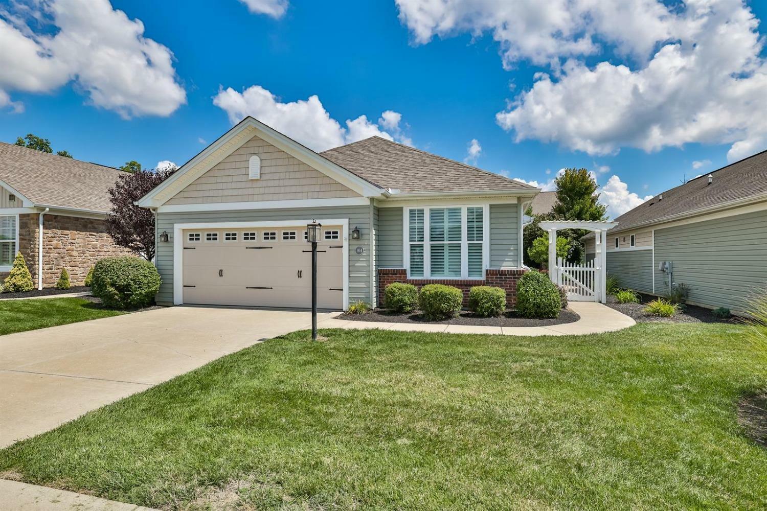 Property Photo:  1614 Oak Grove Ln  OH 45039 