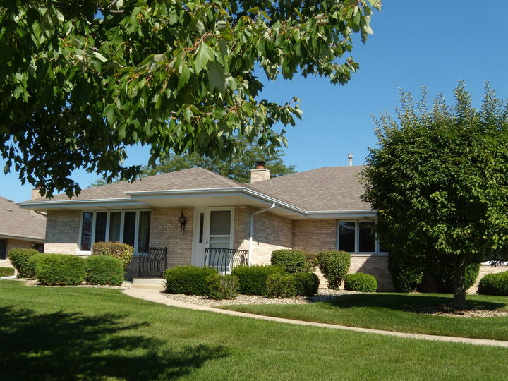 17705 Pennsylvania Court 220  Orland Park IL 60467 photo