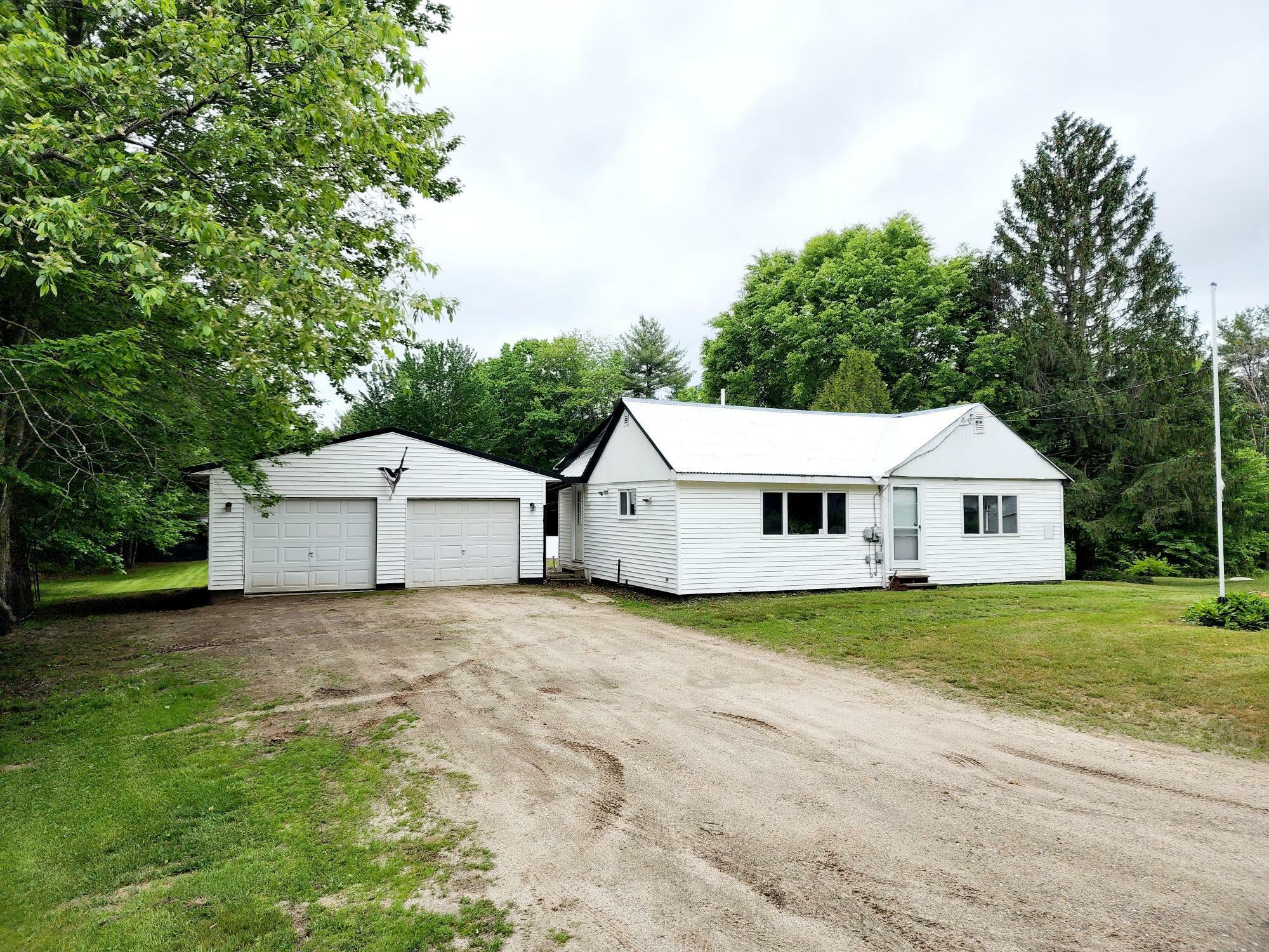Property Photo: 304 Hardscrabble Road ME 04274