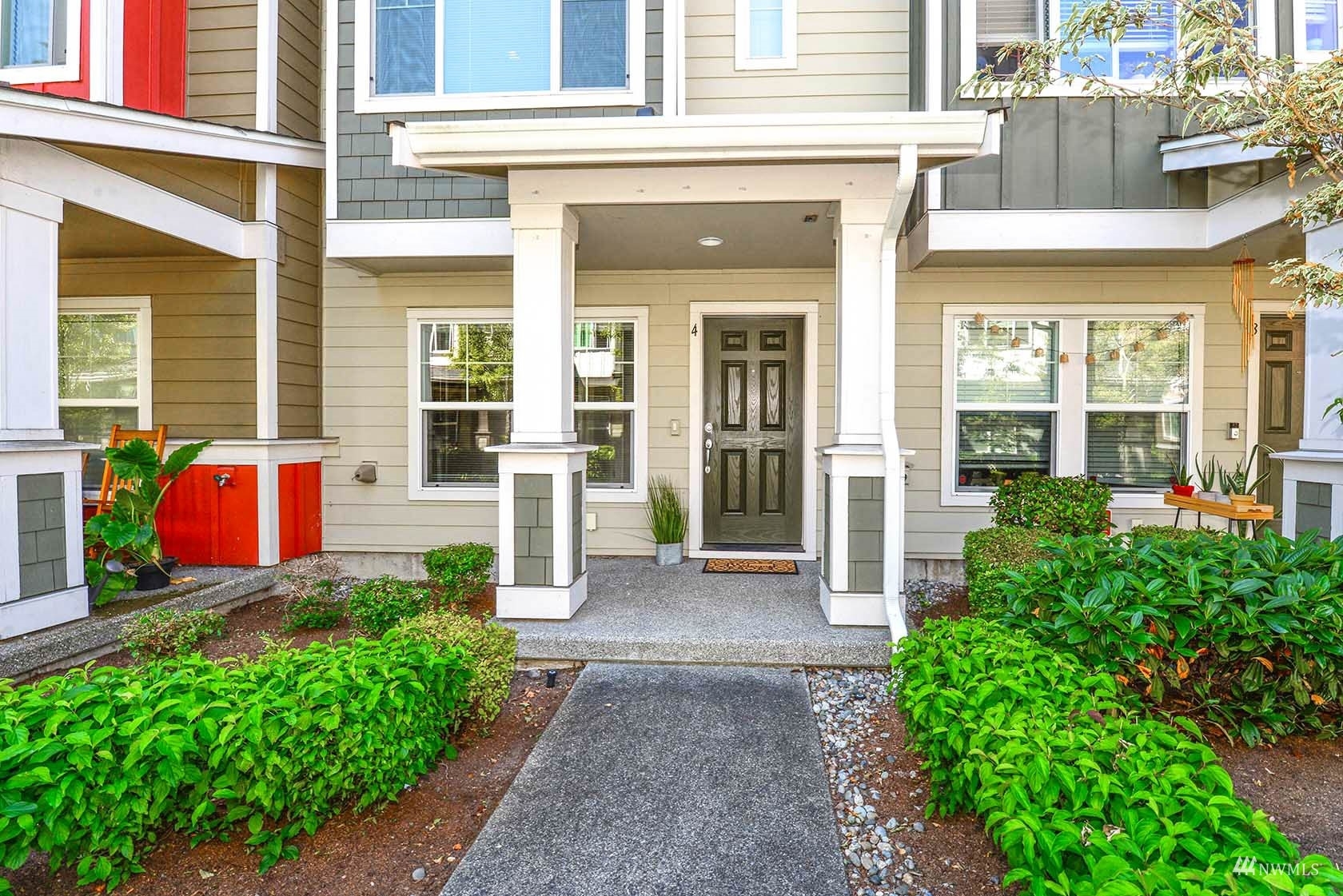 Property Photo: 13417 45th Drive SE 4 WA 98012