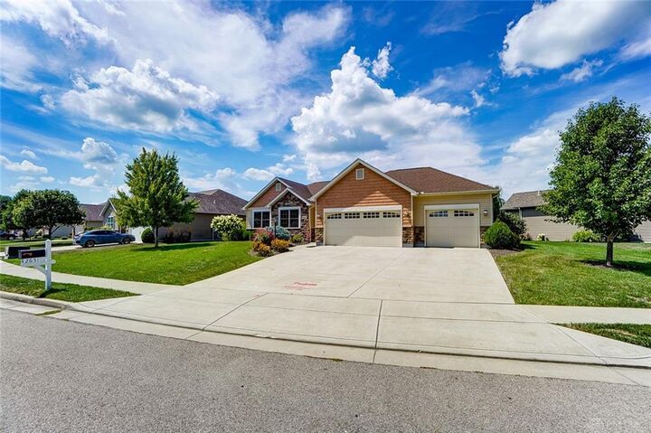 2651 Shady Tree Drive  Troy OH 45373 photo