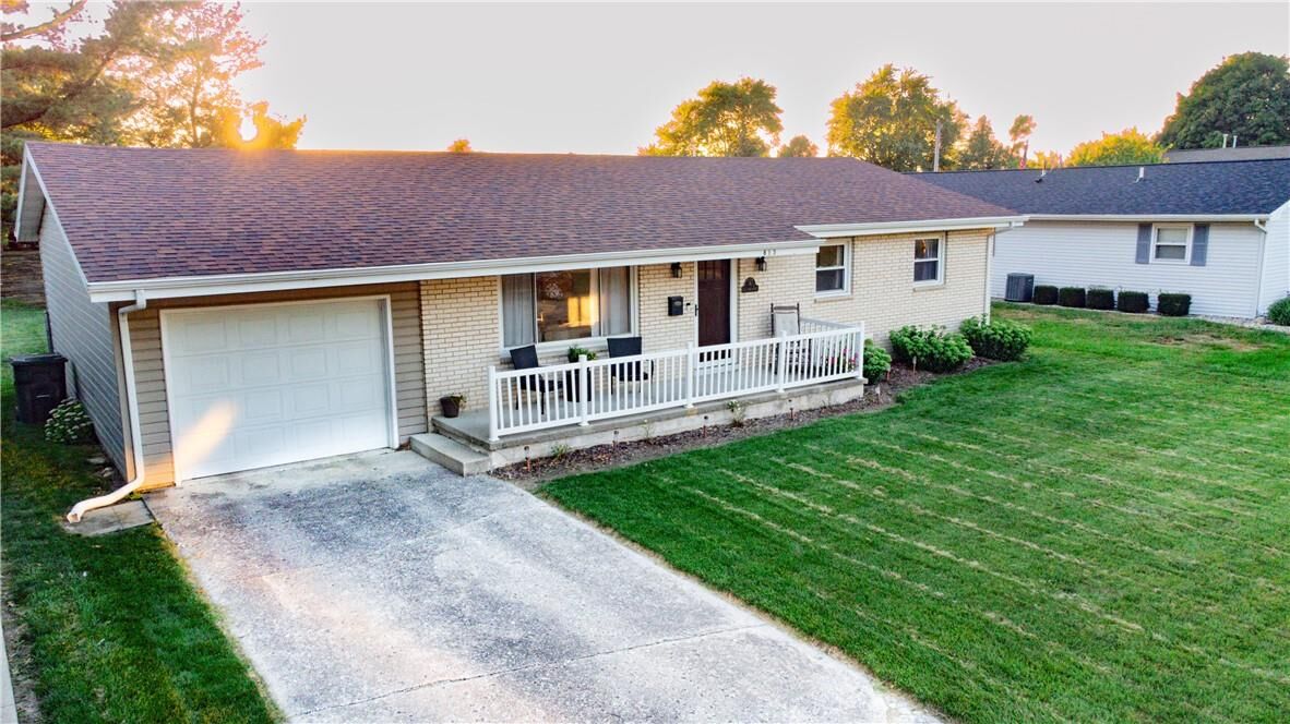 Property Photo:  813 N 23rd Street  IL 61938 