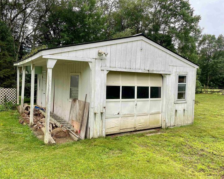Property Photo: 859 River Road VT 05672