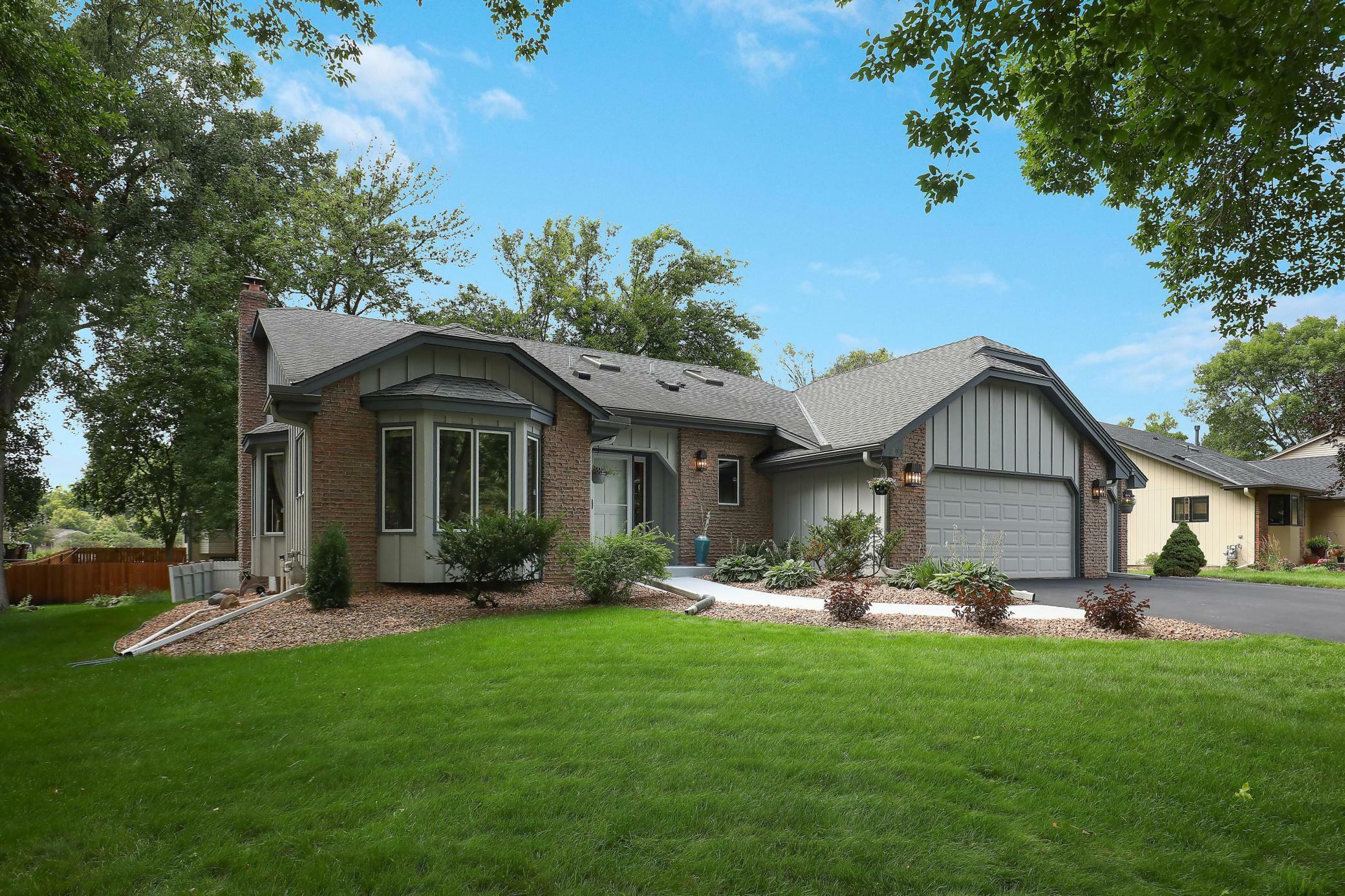 1293 Yukon Court N  Golden Valley MN 55427 photo