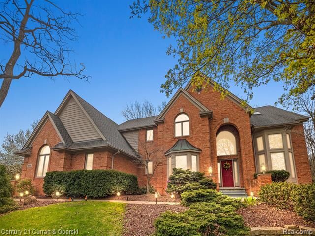 Property Photo: 46991 Red Oak Drive MI 48168