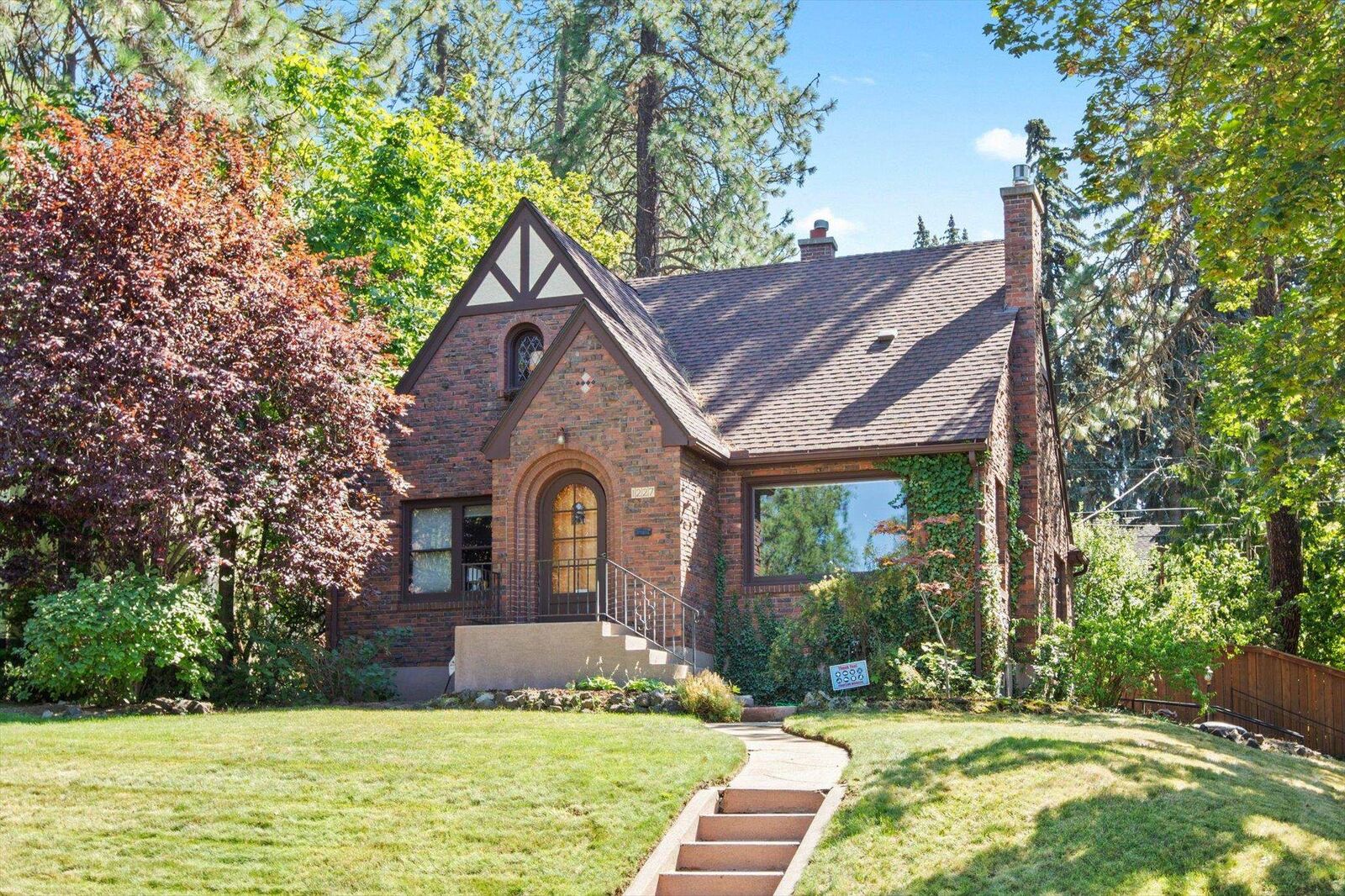 Property Photo:  1227 W 18th Ave  WA 99203 