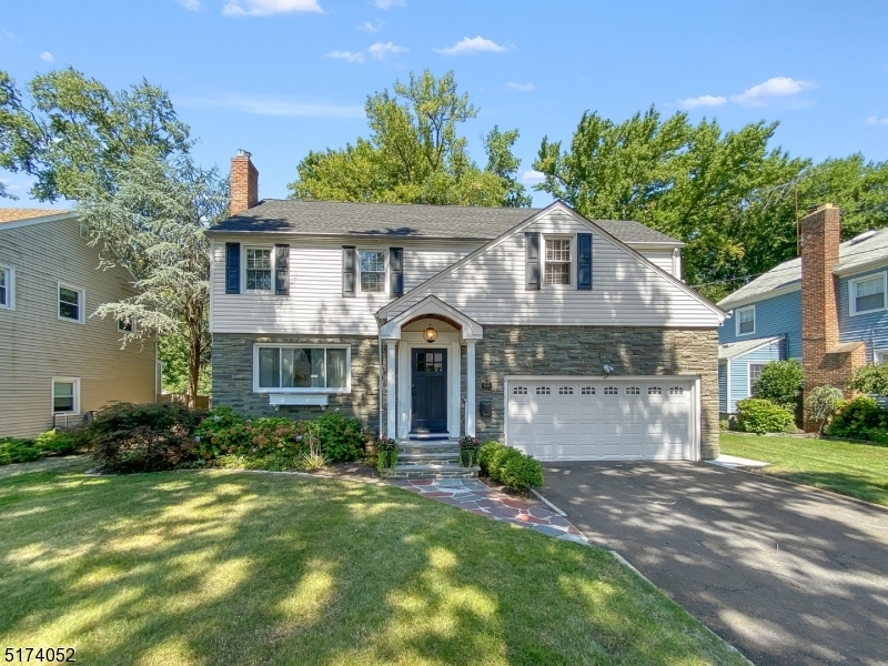 Property Photo: 558 Schuyler Way NJ 07083