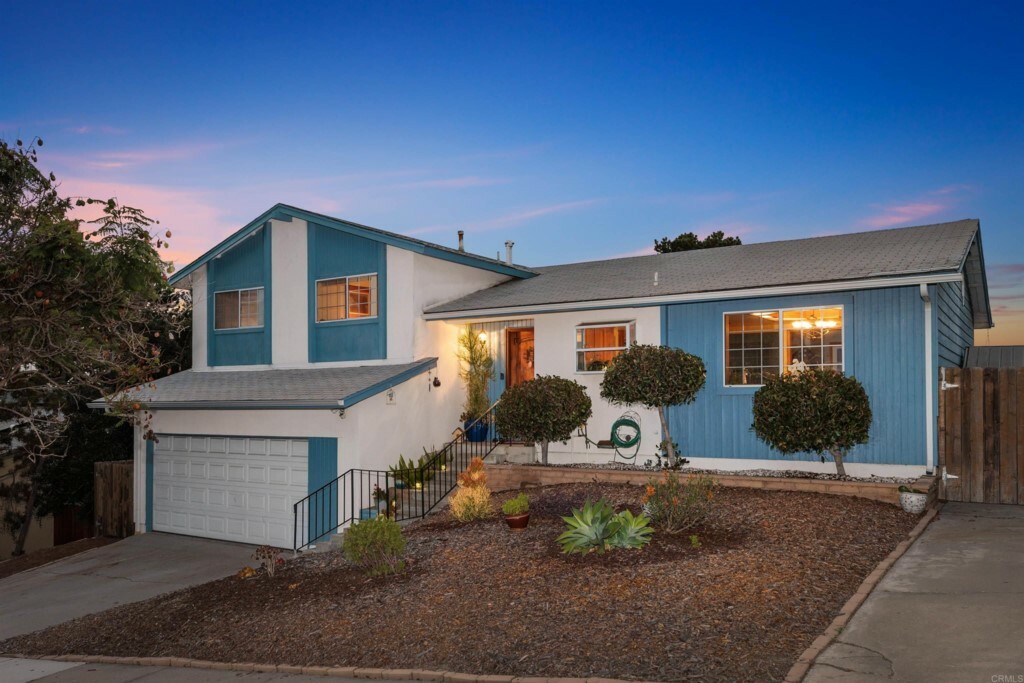 Property Photo: 4016 Alto St CA 92056