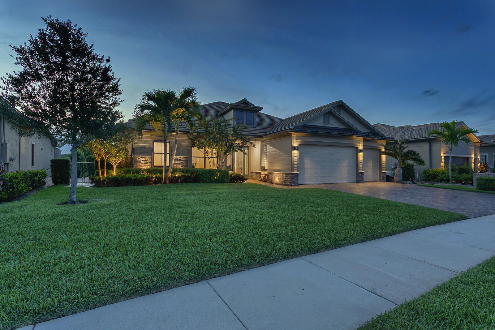 Property Photo: 412 Sonoma Isles Circle FL 33478