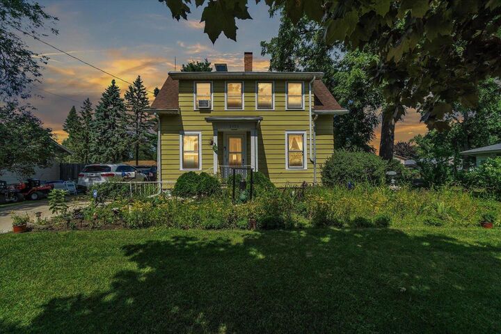 2523 Mt Zion Ave  Janesville WI 53545 photo