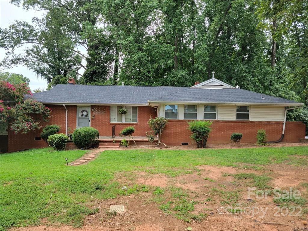 Property Photo:  3103 Minnesota Road  NC 28208 