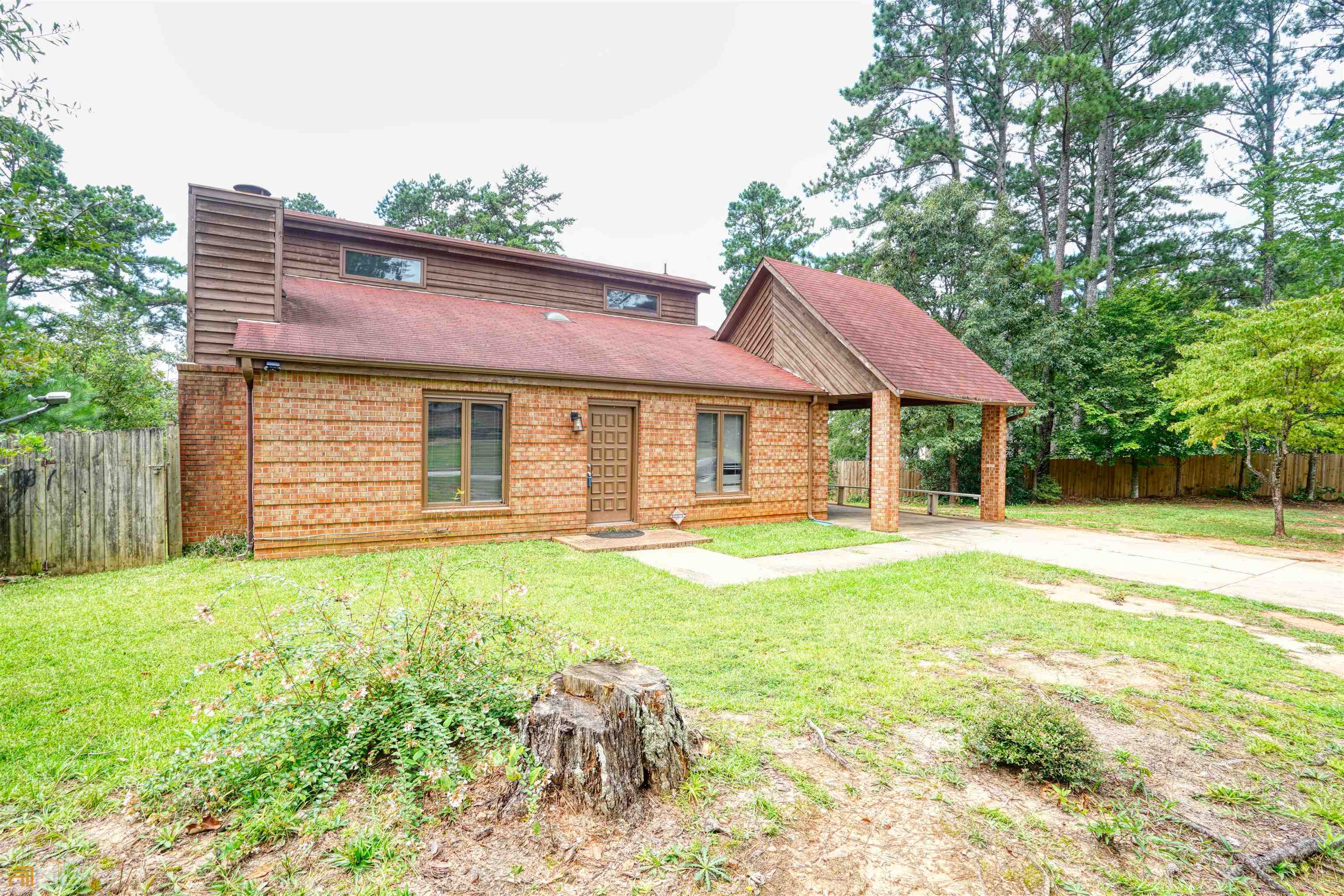 Property Photo: 2616 Fieldstone View Lane SE GA 30013