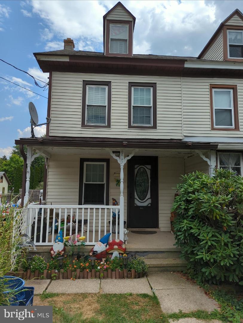 Property Photo: 905 Charles Street PA 19606