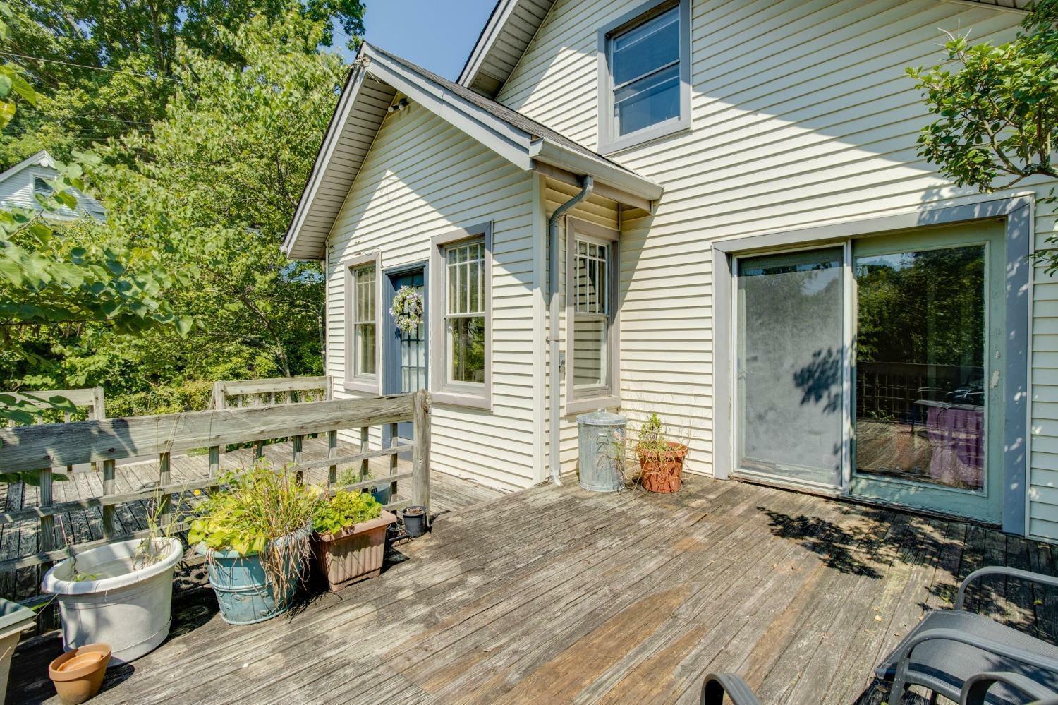 Property Photo:  1449 Thompson Heights Ave  OH 45223 