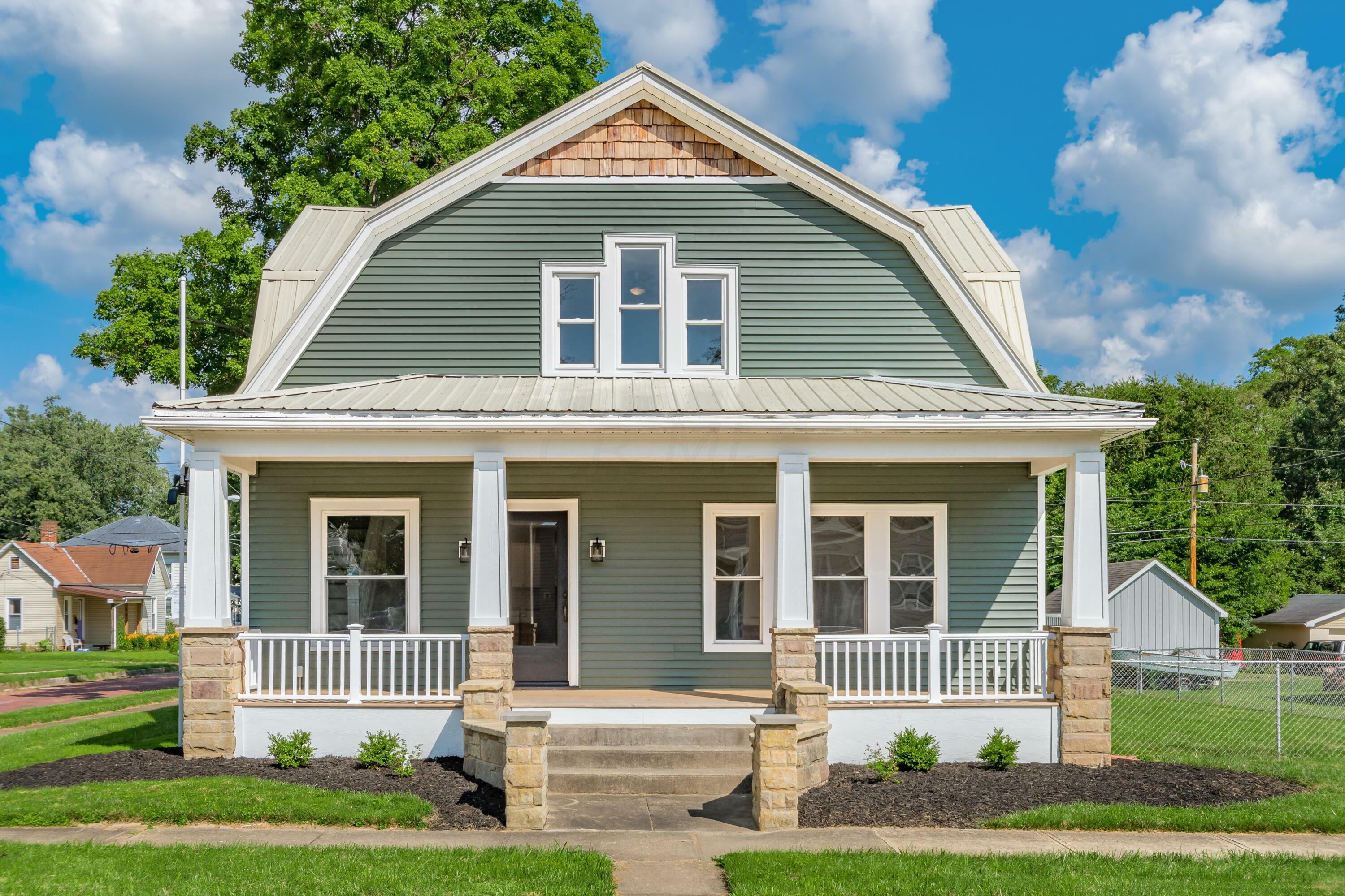 Property Photo: 306 N Park Street OH 43050