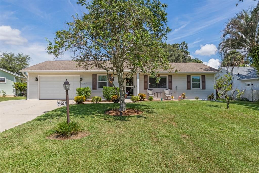 Property Photo:  501 Brigadoon Circle  FL 34788 