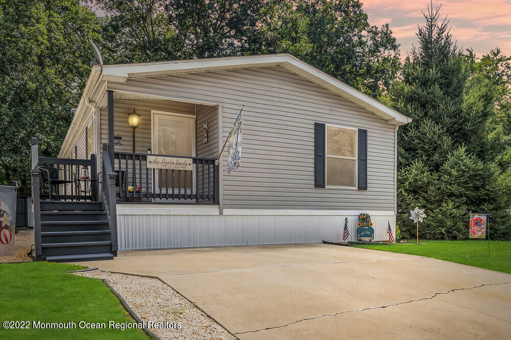 Property Photo:  38 Antonia Drive  NJ 08527 