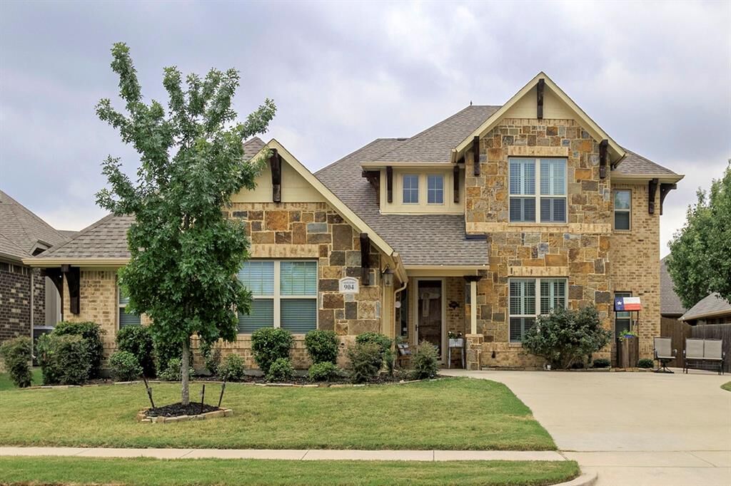 Property Photo:  904 Sandy Hill Road  TX 76028 