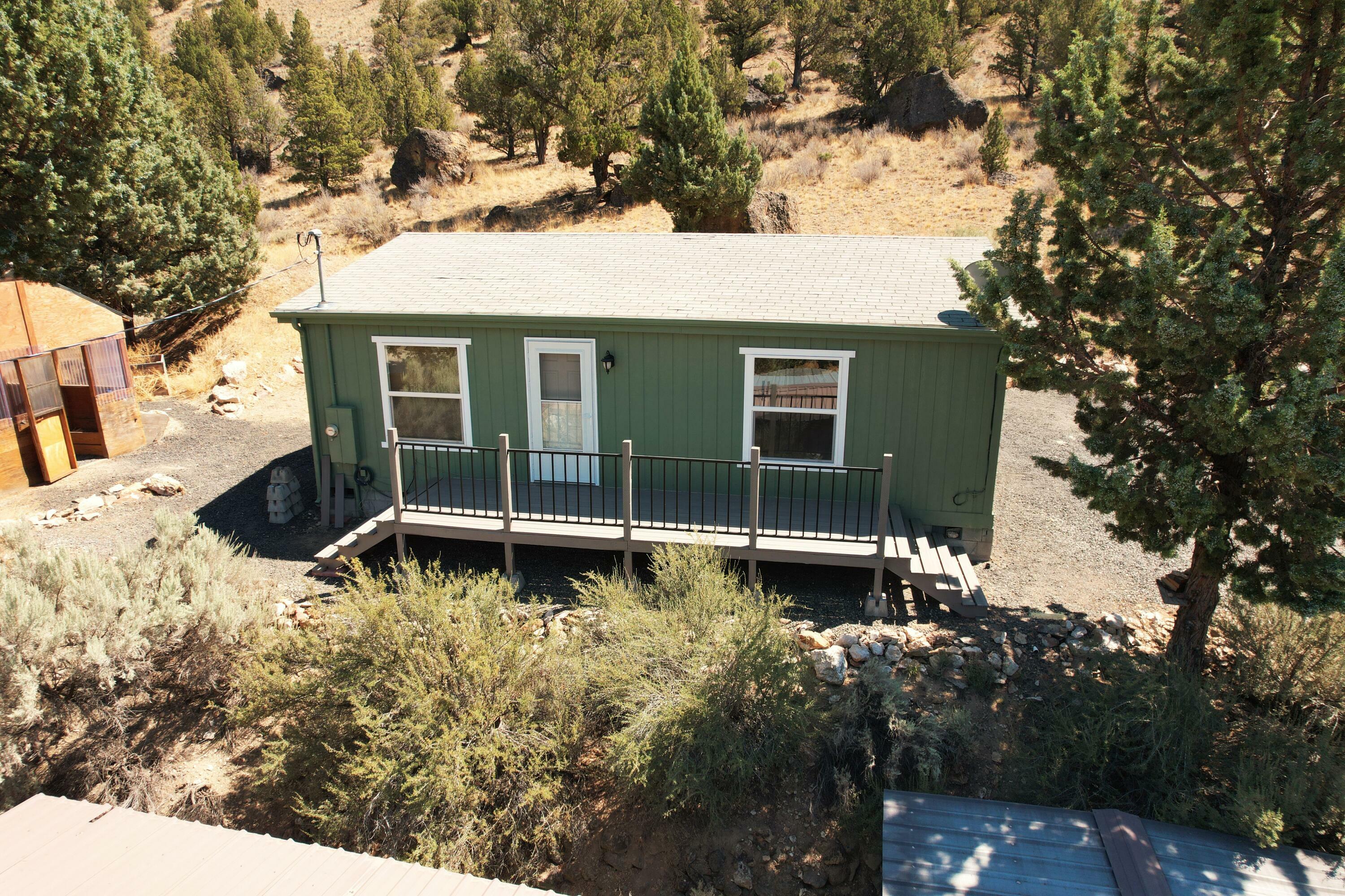 Property Photo:  16656 SE Antelope Creek Drive  OR 97754 