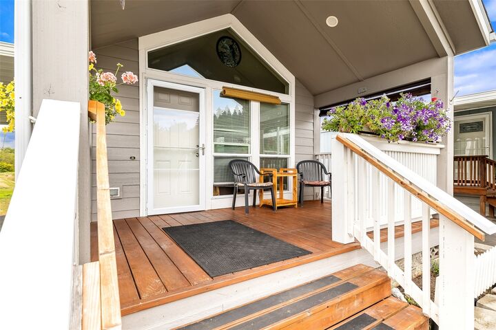 Property Photo: 168 US 101 8 WA 98550