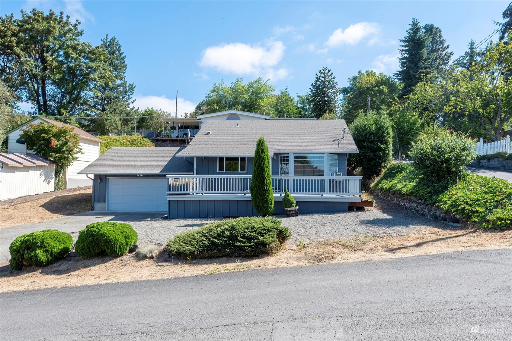 Property Photo:  264 S Second Street  WA 98625 