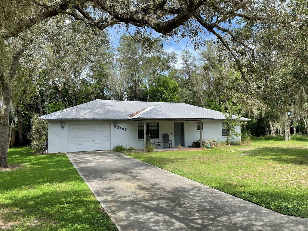 Property Photo:  2103 N Terrapin Road  FL 33825 