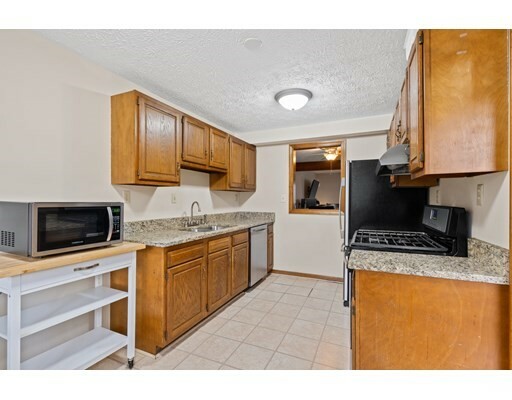 Property Photo: 17 Fernwood Dr G MA 01453