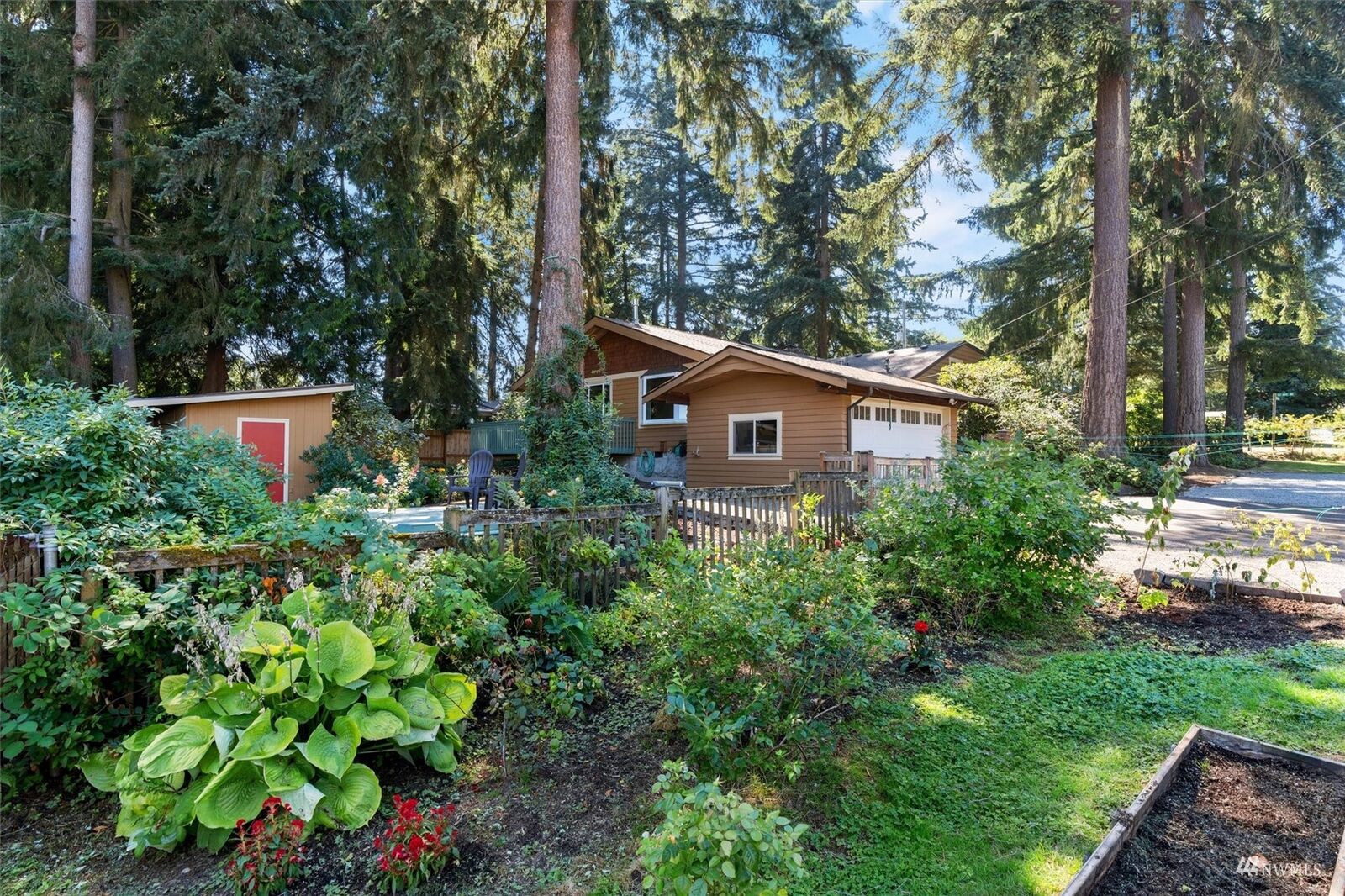 Property Photo: 16054 32nd Avenue NE WA 98155