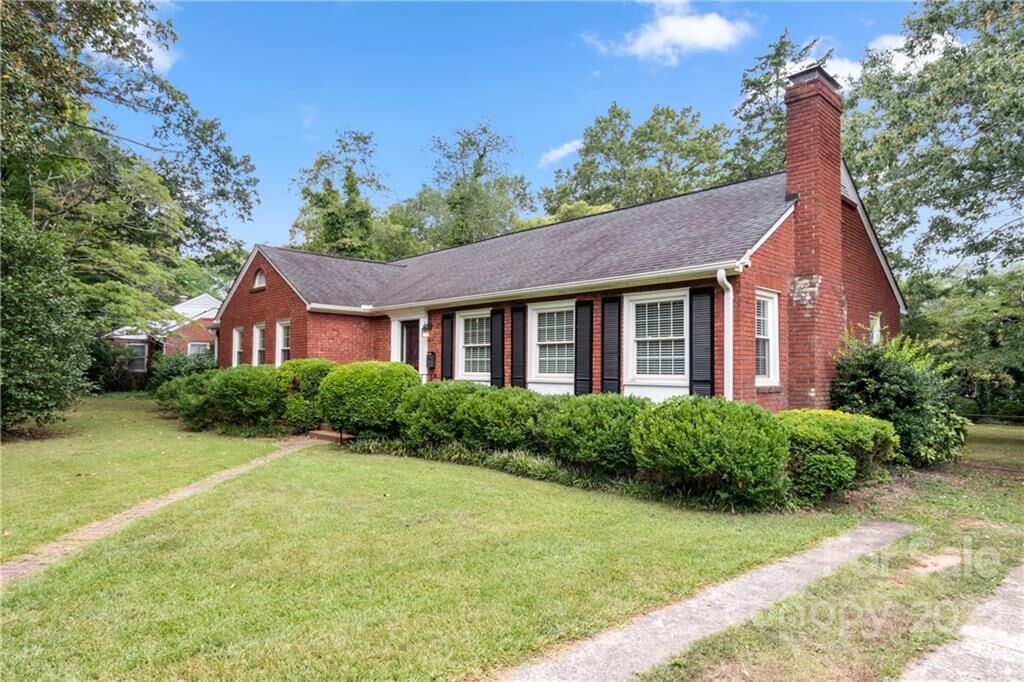 Property Photo: 1107 Evergreen Circle Lot 7 SC 29732