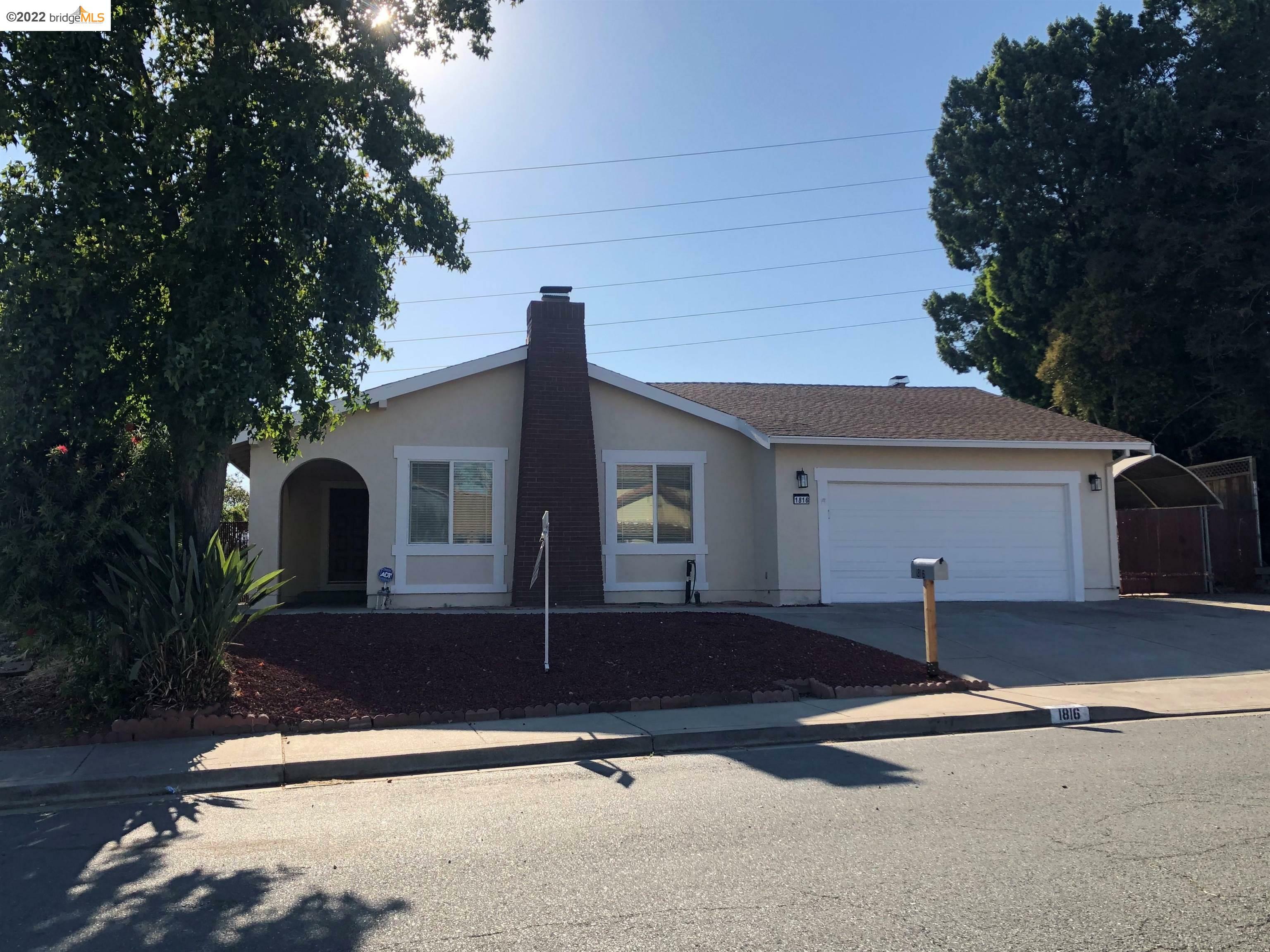 Property Photo: 1816 Trembath St CA 94509