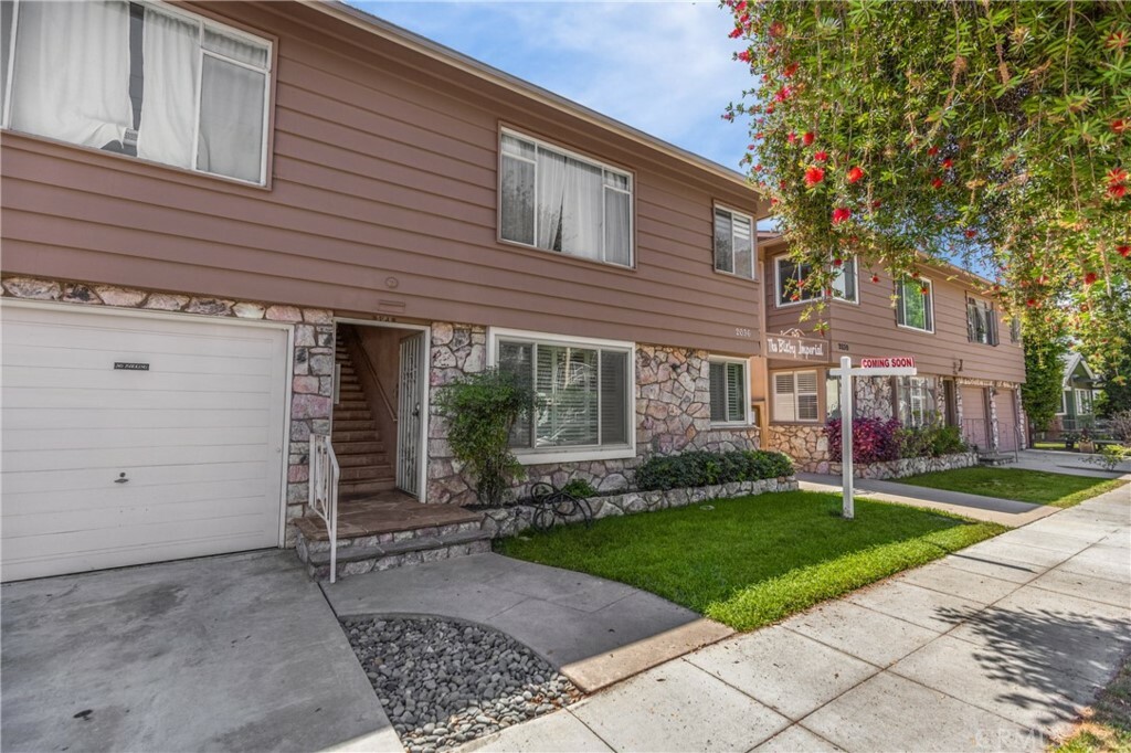 Property Photo:  2036 E 3rd Street 5  CA 90814 