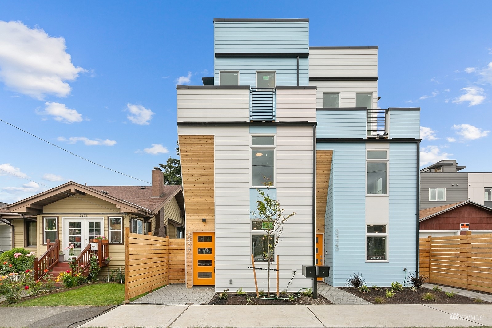 Property Photo: 3427 Alamo Place S WA 98144