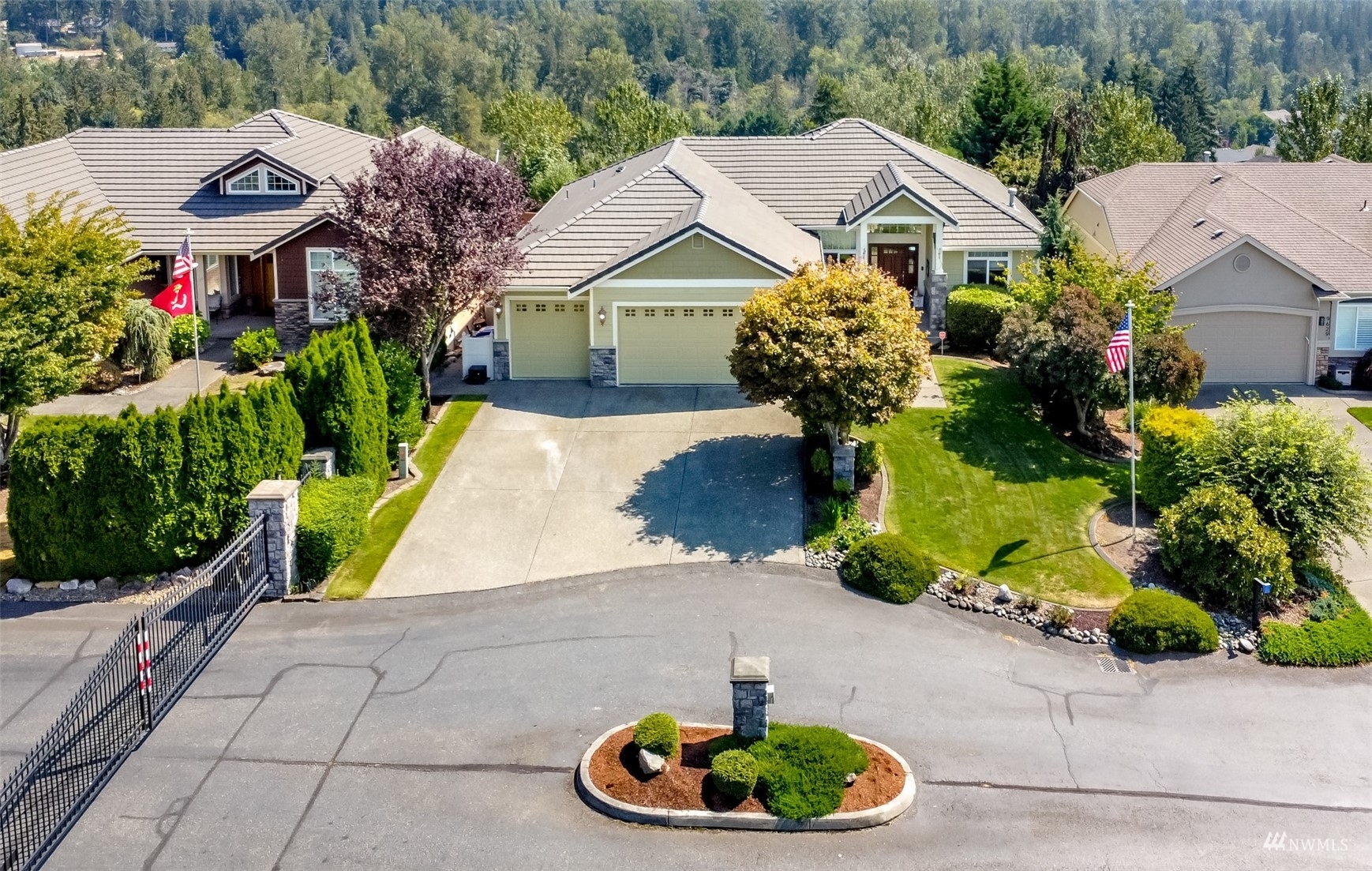 Property Photo:  9627  183rd Avenue E  WA 98391 
